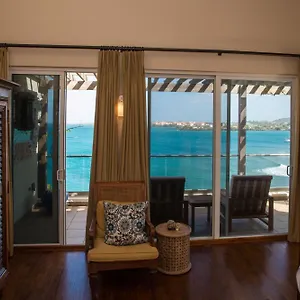 Villa Marks Reef