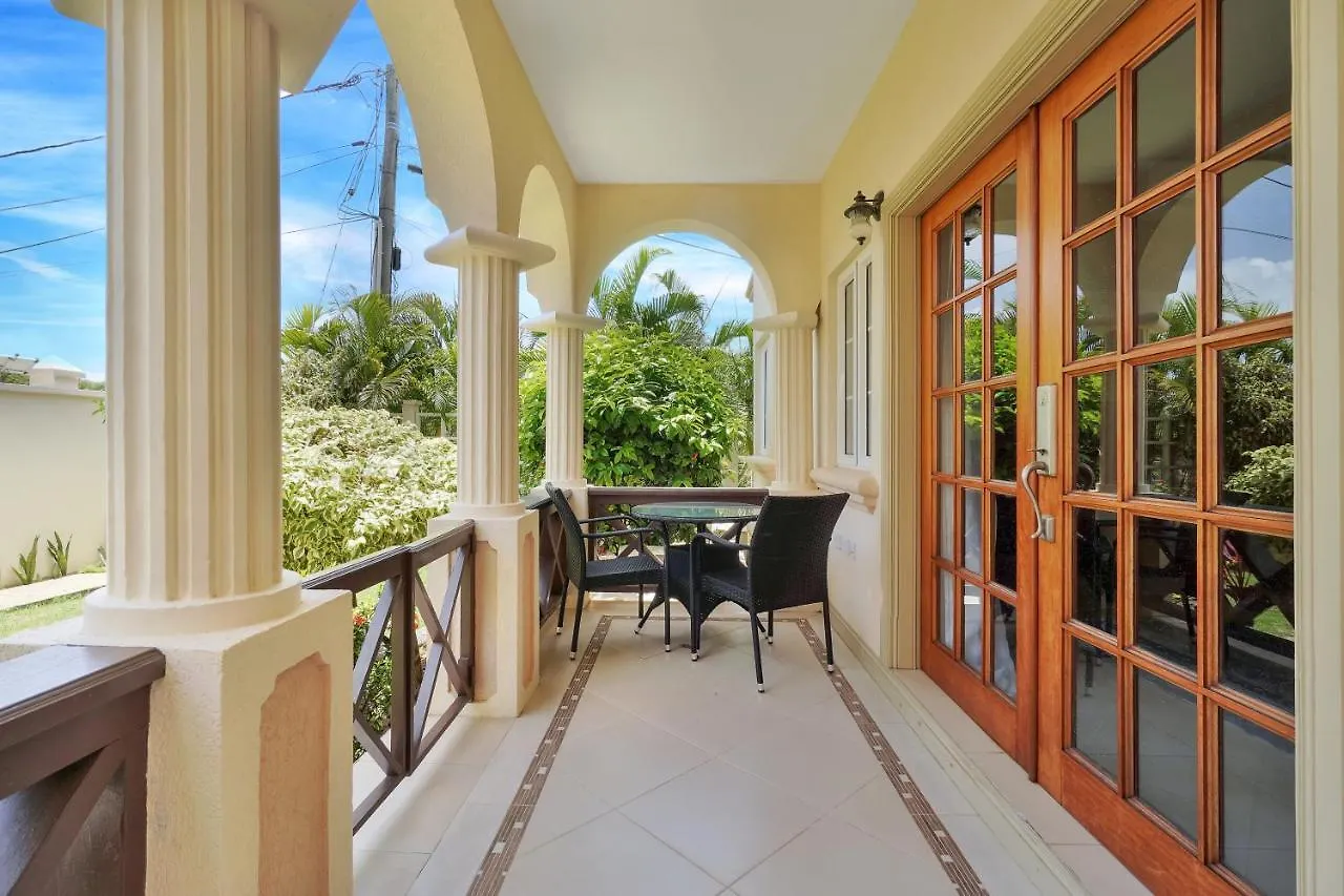 Mandela Court Suites Grenada Lance aux Epines